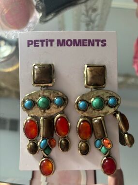 PETIT MOMENTS Colorful Stone Dangle Earrings